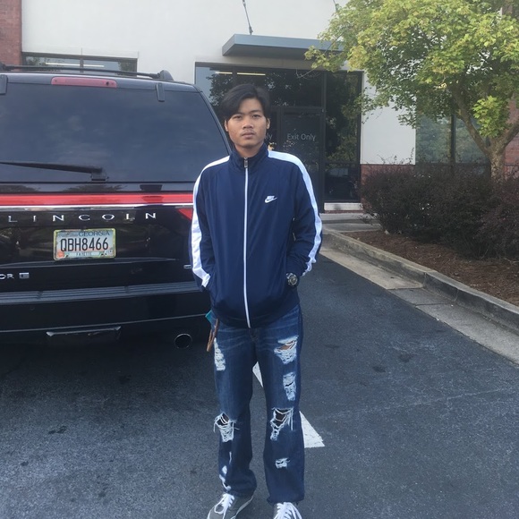 Meet your Posher, Kitt - Picture 1 of 1